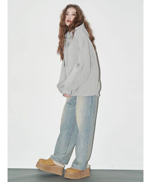 EVRIS(エヴリス)の「フェイクファープラットフォームスリッポン(スリッポン・レディース・ベージュ/ブラック・SMALL/MEDIUM/LARGE)」の4枚目の写真