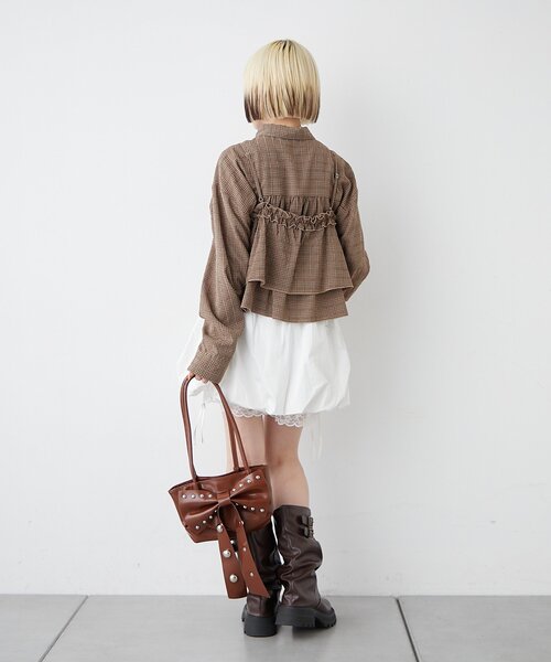 w closet（ダブルクローゼット）の「【25AW】レイヤードバルーンスカパン（スカート・レディース・オフホワイト/ブラック・FREE）」の16枚目の写真