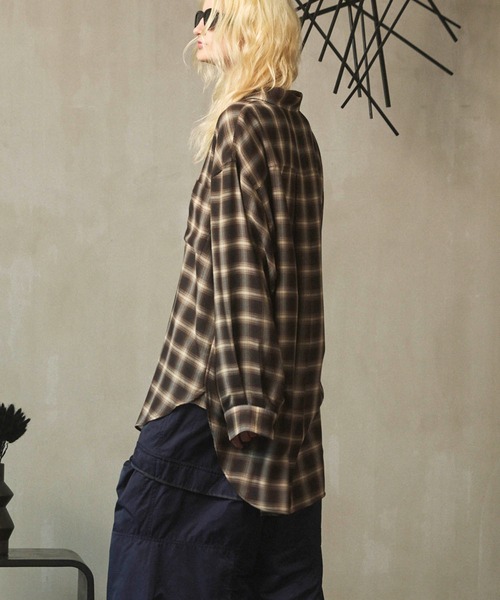 MAISON SPECIAL（メゾンスペシャル）の「《UNISEX》Prime-Over Ombre Check Regular Collar Shirt Coat/プライムオーバーオンブレチェックレギュラーカラーシャツコート【MAISON SPECIAL/メゾンスペシャル】（シャツ/ブラウス・メンズ・ブラウン/パープル・1/2/0）」の21枚目の写真