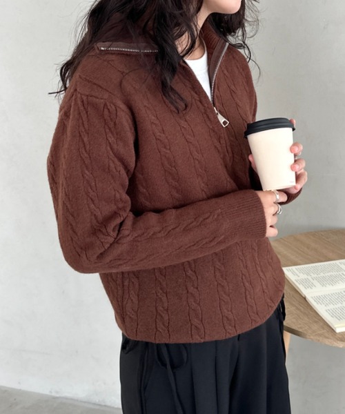 CLEA(クレア)の「ハーフジップケーブル編みニットトップス(ニット/セーター・レディース・グレー/ベージュ/ブラウン/ピンク・FREE)」の8枚目の写真