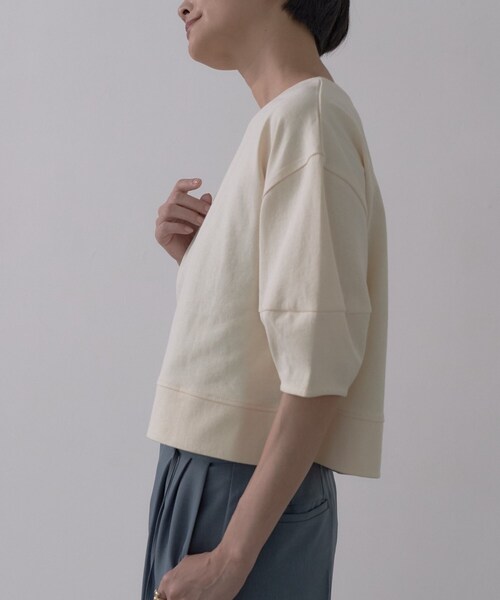 GALLEST(ギャレスト)の「フォルムスリーブカットソー(Tシャツ/カットソー・レディース・ライトブルー/ブラック/アイボリー・38)」の8枚目の写真