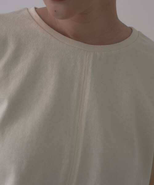 GALLEST(ギャレスト)の「フォルムスリーブカットソー(Tシャツ/カットソー・レディース・ライトブルー/ブラック/アイボリー・38)」の11枚目の写真