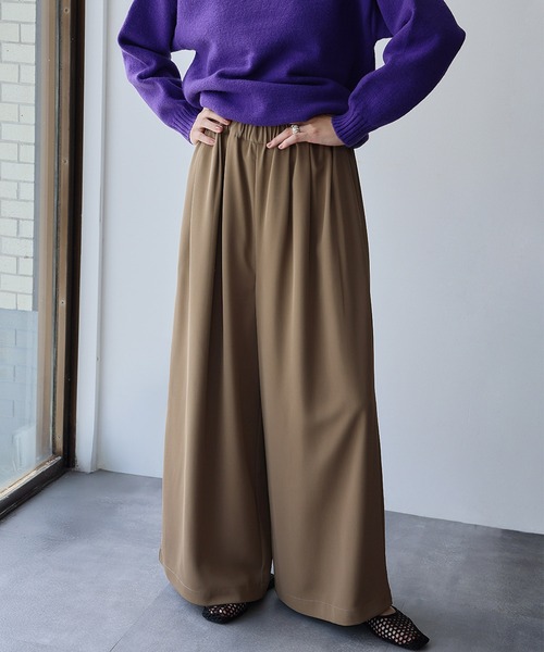 ELFRANK(エルフランク)の「【低身長サイズあり】タックワイドイージーパンツ【洗える】(その他パンツ・レディース・オフホワイト/ブラック/モカ・S/M)」の4枚目の写真