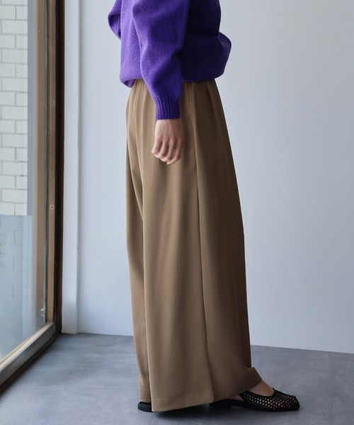 ELFRANK(エルフランク)の「【低身長サイズあり】タックワイドイージーパンツ【洗える】(その他パンツ・レディース・オフホワイト/ブラック/モカ・S/M)」の21枚目の写真