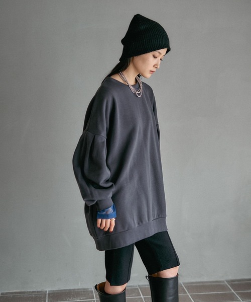 LEPSIM（レプシィム）の「袖タックボリュームチュニック　598255（スウェット・レディース・ピンク/チャコールグレー/ブラック/アイボリー/イエロー・FREE）」の22枚目の写真