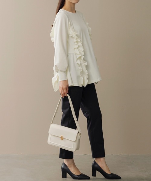 Sono(ソーノ)の「【SONO/ソーノ】【WARM STRETCH】サイドフリルチュニックプルオーバー(Tシャツ/カットソー・レディース・ホワイト/ブラック/ネイビー・F)」の7枚目の写真
