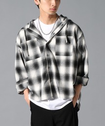 LAND MUSEUM（ランドミュージアム）の「LAND MUSEUM／オンブレフード長袖シャツ（シャツ/ブラウス）」