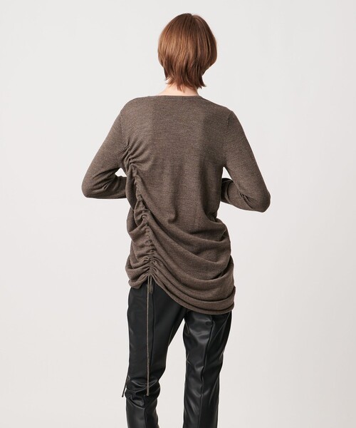 AEWEN MATOPH（イウエン マトフ）の「＜AEWEN MATOPH＞シャーリング ２WAYニットワンピース（ワンピース・レディース・ダークグレー/ダークブラウン・FREE）」の8枚目の写真