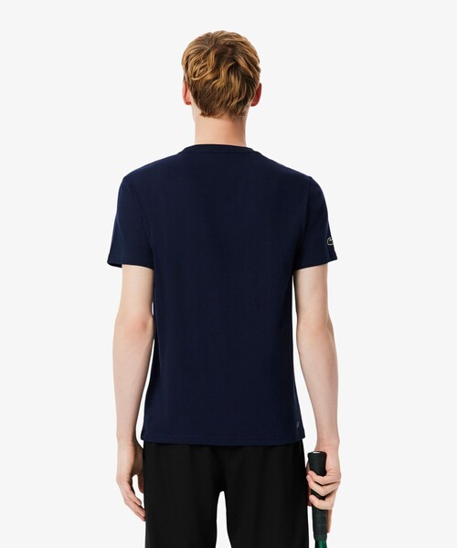 LACOSTE(ラコステ)の「『ダニール・メドベージェフ』ラケットレイヤードグラフィックプリントTシャツ(Tシャツ/カットソー・メンズ・オフホワイト/ネイビー・3/4/5)」の4枚目の写真