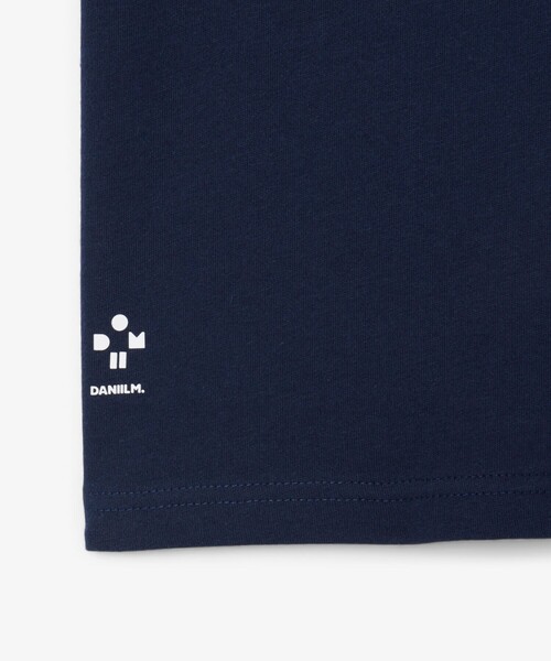 LACOSTE(ラコステ)の「『ダニール・メドベージェフ』ラケットレイヤードグラフィックプリントTシャツ(Tシャツ/カットソー・メンズ・オフホワイト/ネイビー・3/4/5)」の9枚目の写真