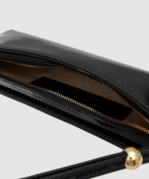 JACQUEMUS（ジャックムス）の「LE BISOU（ショルダーバッグ・レディース・ブラック・ONE SIZE）」の6枚目の写真