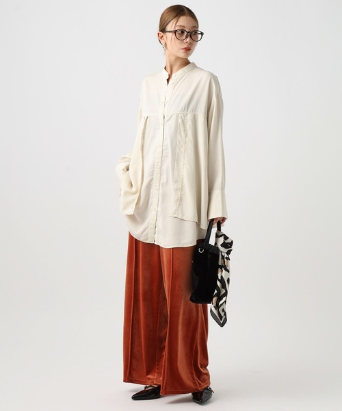 BAYFLOW（ベイフロー）の「[柔らかな穿き心地]ベロアワイドパンツ（その他パンツ・レディース・ブルー/ブラック/レッド・FREE）」の8枚目の写真