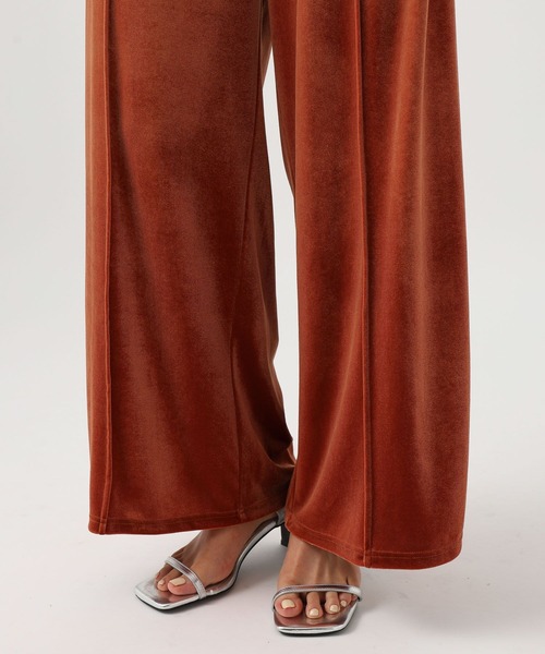 BAYFLOW（ベイフロー）の「[柔らかな穿き心地]ベロアワイドパンツ（その他パンツ・レディース・ブルー/ブラック/レッド・FREE）」の20枚目の写真