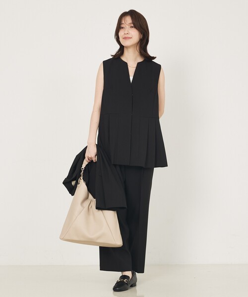 abahouse mavie（アバハウスマヴィ）の「【エニデイカセット】タック切り替えジレ/セミオケ/きれいめ/レイヤード/ベスト/シーズンレス（ベスト・レディース・ダークネイビー/ブラック/グレイッシュベージュ・36/38）」の15枚目の写真