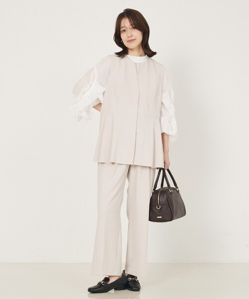 abahouse mavie（アバハウスマヴィ）の「【エニデイカセット】タック切り替えジレ/セミオケ/きれいめ/レイヤード/ベスト/シーズンレス（ベスト・レディース・ダークネイビー/ブラック/グレイッシュベージュ・36/38）」の19枚目の写真