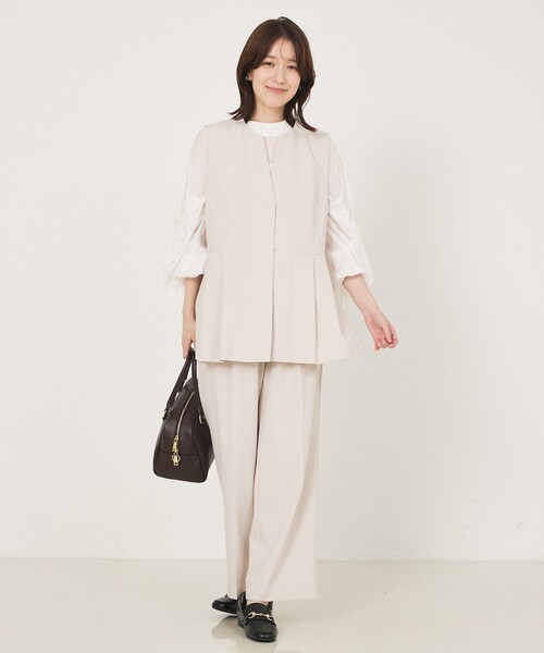 abahouse mavie（アバハウスマヴィ）の「【エニデイカセット】タック切り替えジレ/セミオケ/きれいめ/レイヤード/ベスト/シーズンレス（ベスト・レディース・ダークネイビー/ブラック/グレイッシュベージュ・36/38）」の20枚目の写真