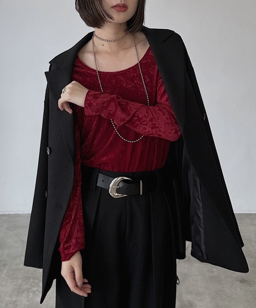 PAGEBOY（ページボーイ）の「ベロア2WAYトップス(長袖) 【前後２WAY使用】（Tシャツ/カットソー・レディース・オフホワイト/ブラック/レッド/ネイビー/マスタード・FREE）」の5枚目の写真
