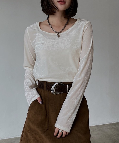 PAGEBOY（ページボーイ）の「ベロア2WAYトップス(長袖) 【前後２WAY使用】（Tシャツ/カットソー・レディース・オフホワイト/ブラック/レッド/ネイビー/マスタード・FREE）」の3枚目の写真