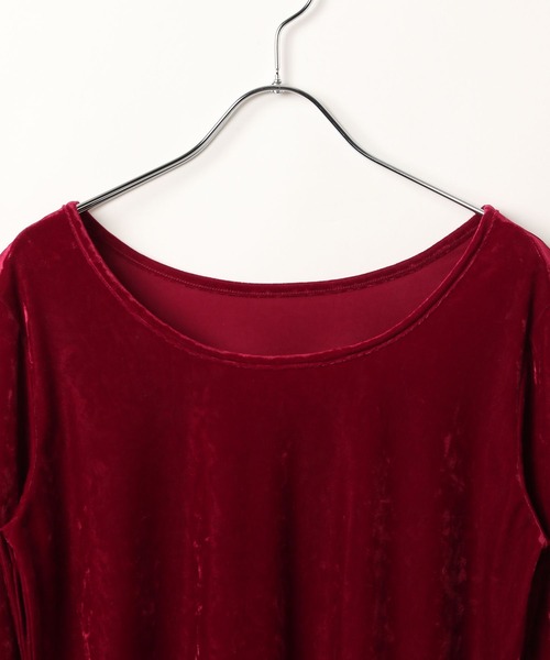 PAGEBOY（ページボーイ）の「ベロア2WAYトップス(長袖) 【前後２WAY使用】（Tシャツ/カットソー・レディース・オフホワイト/ブラック/レッド/ネイビー/マスタード・FREE）」の18枚目の写真