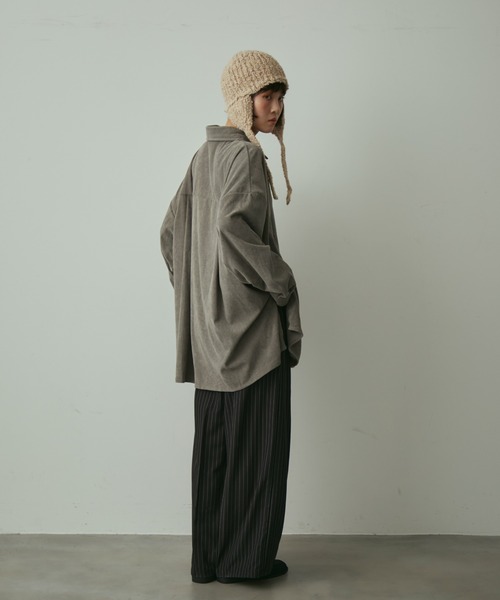 full/fill.(フルフィル)の「corduroy over shirt / コーデュロイオーバーシャツ(シャツ/ブラウス・レディース・アイボリー/グレー・FREE)」の12枚目の写真