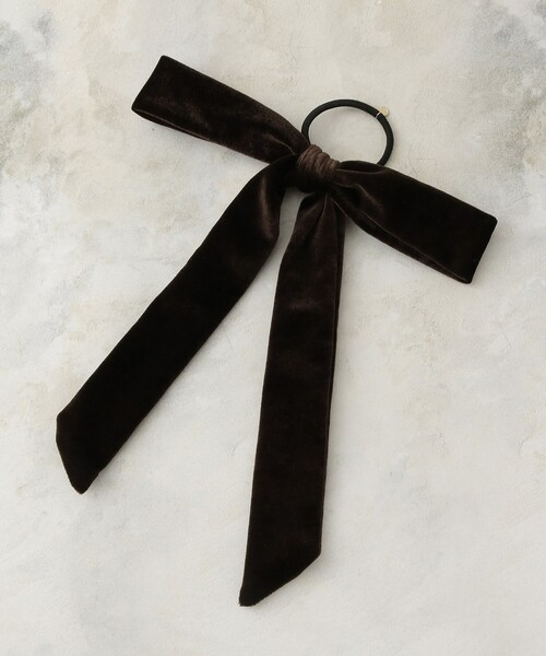 OPAQUE.CLIP（オペークドットクリップ）の「ベロアリボンポニー（その他ヘアアクセサリー・レディース・ブラック/ブラウン系その他・00）」の2枚目の写真