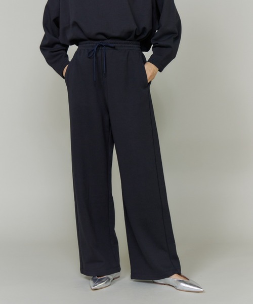 INED（イネド）の「裏毛スウェットパンツ《YVON》【セットアップ対応】（その他パンツ・レディース・チャコールグレー/ネイビー・9号）」の7枚目の写真