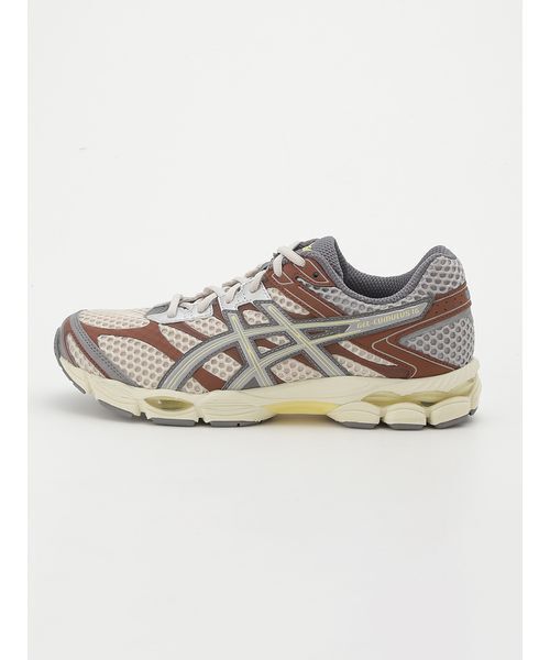 ASICS(アシックス)の「【ASICS for emmi】GEL-CUMULUS 16(スニーカー・レディース・ベージュ・22.5/23/23.5/24/24.5/25/26.5/27/27.5/25.5/26/28)」の3枚目の写真