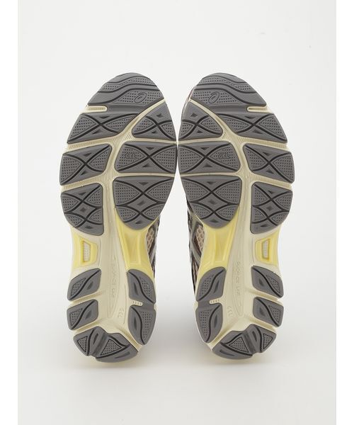 ASICS(アシックス)の「【ASICS for emmi】GEL-CUMULUS 16(スニーカー・レディース・ベージュ・22.5/23/23.5/24/24.5/25/26.5/27/27.5/25.5/26/28)」の8枚目の写真