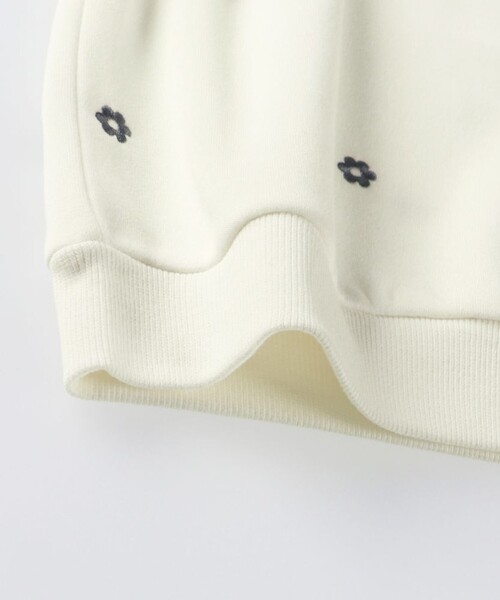 BRANSHES(ブランシェス)の「【あったか】裏起毛アソート刺しゅうトレーナー(スウェット・キッズ・ブラウン/レッド/アイボリー・120/110/100/90/130/80/150/140)」の17枚目の写真