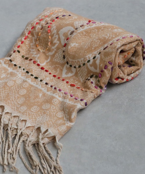 antiqua（アンティカ）の「エスニック柄 大判ストール（ストール/ショール・レディース・ベージュ/レッド/ネイビー/パープル/キャメル・FREE）」の7枚目の写真