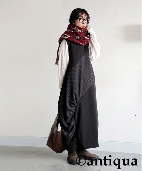 antiqua（アンティカ）の「エスニック柄 大判ストール（ストール/ショール・レディース・ベージュ/レッド/ネイビー/パープル/キャメル・FREE）」の18枚目の写真