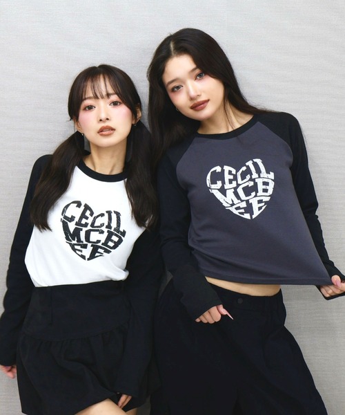 CECIL McBEE(セシルマクビー)の「テレコリブハートロゴクルーネックプルオーバー(Tシャツ/カットソー・レディース・オフホワイト/チャコールグレー・MEDIUM/LARGE)」の3枚目の写真