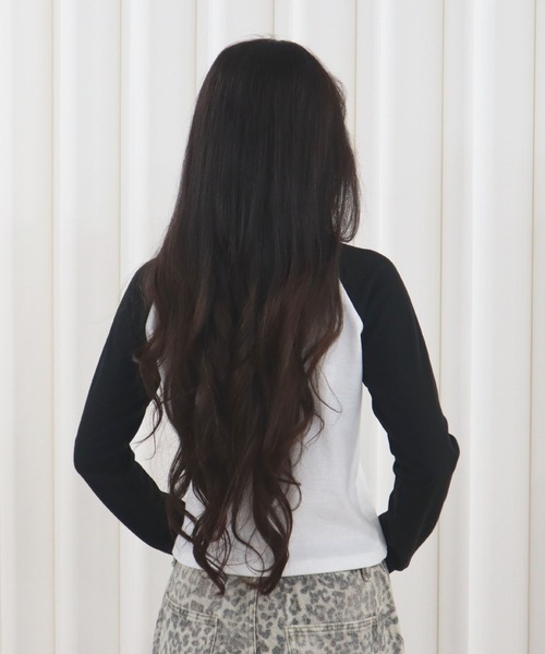 CECIL McBEE(セシルマクビー)の「テレコリブハートロゴクルーネックプルオーバー(Tシャツ/カットソー・レディース・オフホワイト/チャコールグレー・MEDIUM/LARGE)」の10枚目の写真