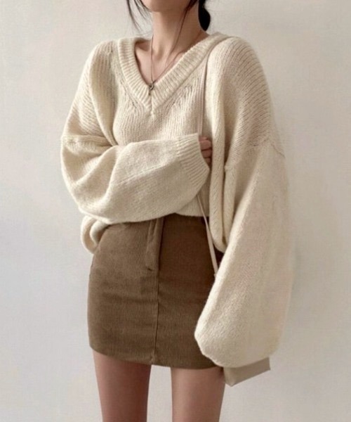 yuue' ( wear )(ユーイ)の「Vネックオーバーサイズニット/ボリュームセーター(ニット/セーター・レディース・グレー/アイボリー/ピンク・FREE)」の10枚目の写真