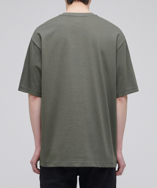 MUSINSA STANDARD（ムシンサスタンダード）の「[クールタンダード] リラックスフィットクルーネックTシャツ [ライトカーキ]（Tシャツ/カットソー・メンズ・その他・MEDIUM/LARGE/X-LARGE/XX-LARGE/XXX-LARGE/SMALL）」の2枚目の写真