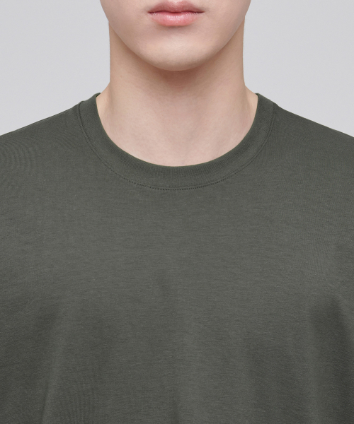 MUSINSA STANDARD（ムシンサスタンダード）の「[クールタンダード] リラックスフィットクルーネックTシャツ [ライトカーキ]（Tシャツ/カットソー・メンズ・その他・MEDIUM/LARGE/X-LARGE/XX-LARGE/XXX-LARGE/SMALL）」の3枚目の写真