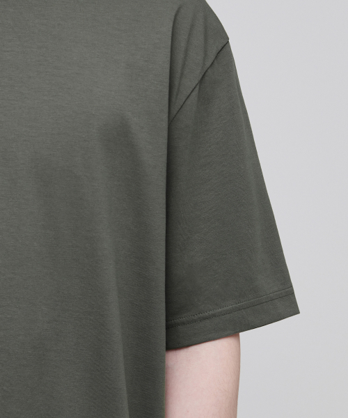 MUSINSA STANDARD（ムシンサスタンダード）の「[クールタンダード] リラックスフィットクルーネックTシャツ [ライトカーキ]（Tシャツ/カットソー・メンズ・その他・MEDIUM/LARGE/X-LARGE/XX-LARGE/XXX-LARGE/SMALL）」の5枚目の写真