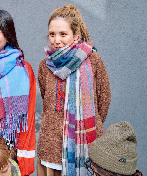 niko and...（ニコアンド）の「【人気スタッフプロデュース企画】メンバーチェックストール（ストール/ショール・レディース・グレー/ブルー/その他1/イエロー・0）」の5枚目の写真