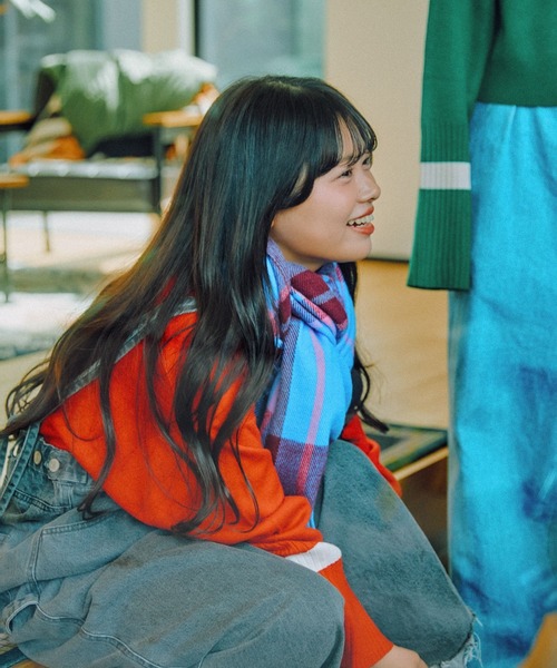 niko and...（ニコアンド）の「【人気スタッフプロデュース企画】メンバーチェックストール（ストール/ショール・レディース・グレー/ブルー/その他1/イエロー・0）」の13枚目の写真