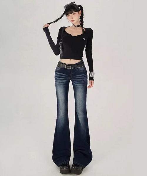 VIBGYOR（ヴィブジョー）の「【EIZZ/アイズ】Y2K ローライズ フレアデニムパンツ（デニムパンツ・レディース・ブルー・FREE）」の5枚目の写真