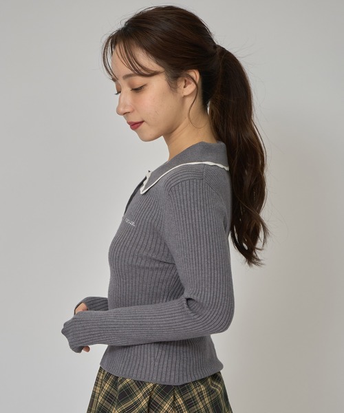 REDYAZEL(レディアゼル)の「スカラカラーポロニットプルオーバー(ニット/セーター・レディース・ブラック/オフホワイト/グレー/ボルドー・FREE)」の9枚目の写真