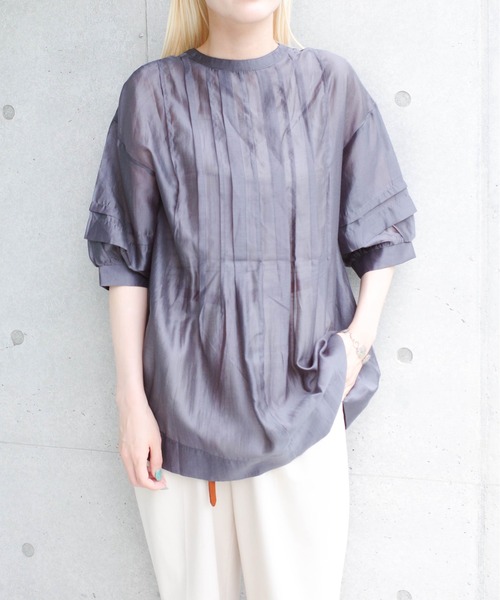 SWITCH BY ARCH(スイッチバイアーチ)の「【W】【it】【ARC】【SWITCH by ARCH】シアー ランダム タック ブラウス(シャツ/ブラウス・レディース・オフホワイト/チャコールグレー・FREE)」の3枚目の写真