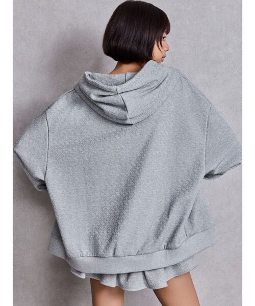 GYDA（ジェイダ）の「GG chain glitter print BIGパーカー（パーカー・レディース・グレー/ブラック・FREE）」の7枚目の写真