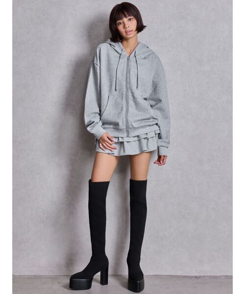 GYDA（ジェイダ）の「GG chain glitter print BIGパーカー（パーカー・レディース・グレー/ブラック・FREE）」の8枚目の写真