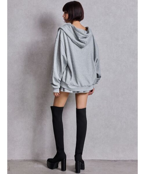 GYDA（ジェイダ）の「GG chain glitter print BIGパーカー（パーカー・レディース・グレー/ブラック・FREE）」の13枚目の写真