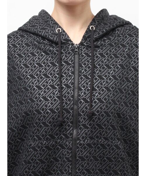 GYDA（ジェイダ）の「GG chain glitter print BIGパーカー（パーカー・レディース・グレー/ブラック・FREE）」の17枚目の写真