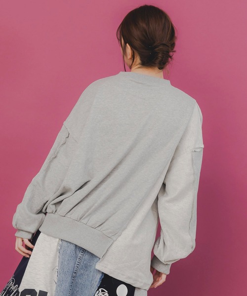 ScoLar（スカラー）の「153742：毎日がわんダフル柄アシメプルオーバー（Tシャツ/カットソー・レディース・ブラック/杢グレー/オートミール・M）」の7枚目の写真