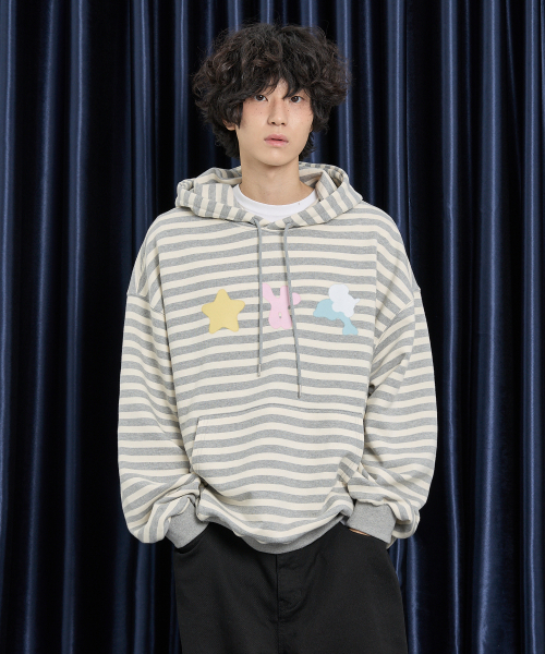 WaiKei(ワイケイ)の「スプレースタードルフィン フードパーカー ストライプ グレー(パーカー・レディース・その他・1/2)」の2枚目の写真