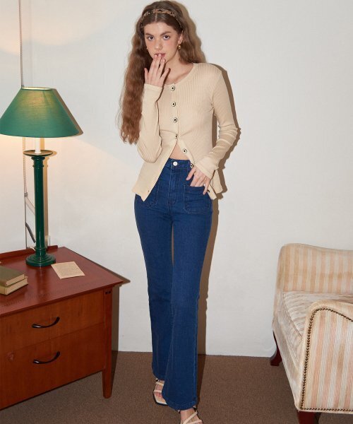 SALON DE YOHN(サロンドヨーン)の「Denim Boot cut Pants(デニムパンツ・レディース・その他・SMALL/MEDIUM/LARGE)」の1枚目の写真