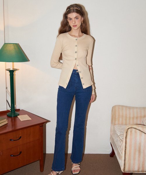 SALON DE YOHN(サロンドヨーン)の「Denim Boot cut Pants(デニムパンツ・レディース・その他・SMALL/MEDIUM/LARGE)」の2枚目の写真